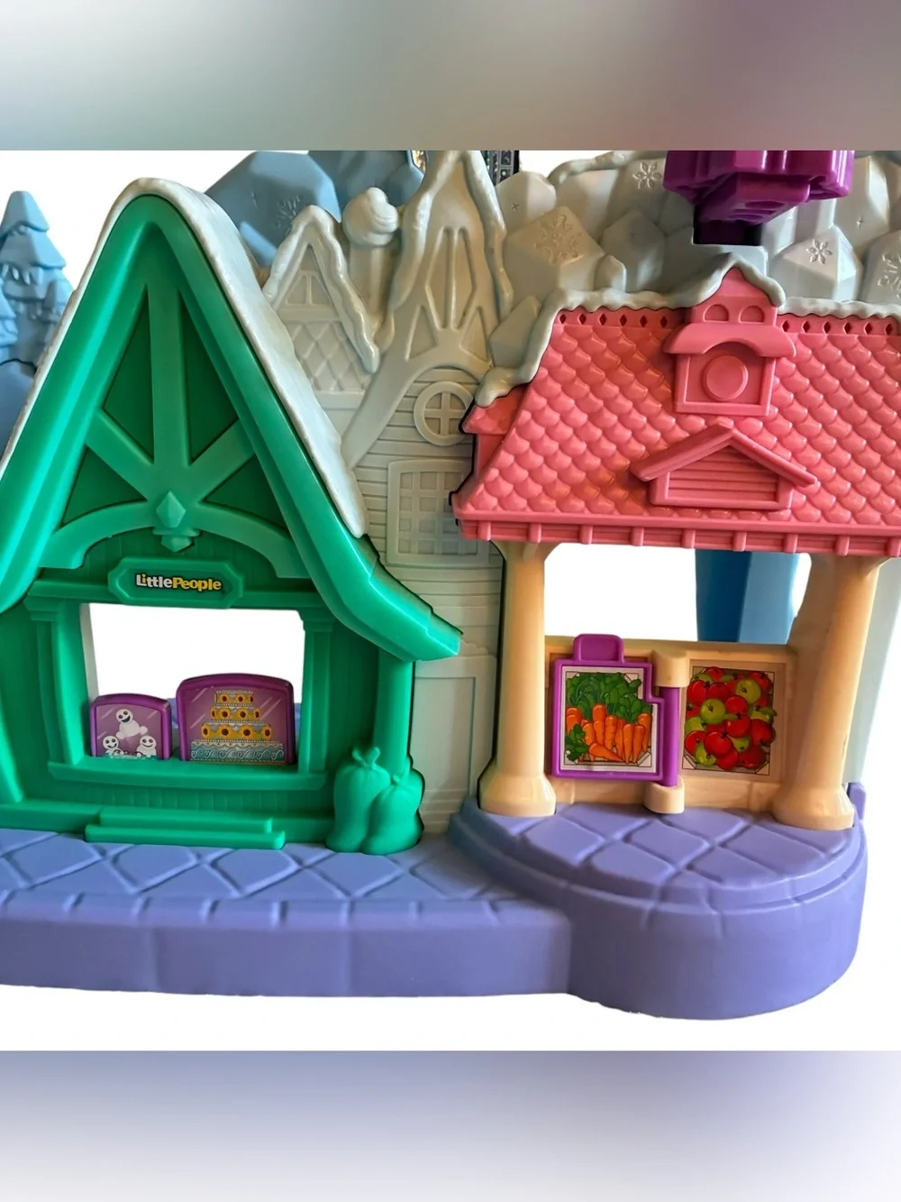 Fisher-Price Little People Disney Frozen Arendelle Sledding Adventures Playset